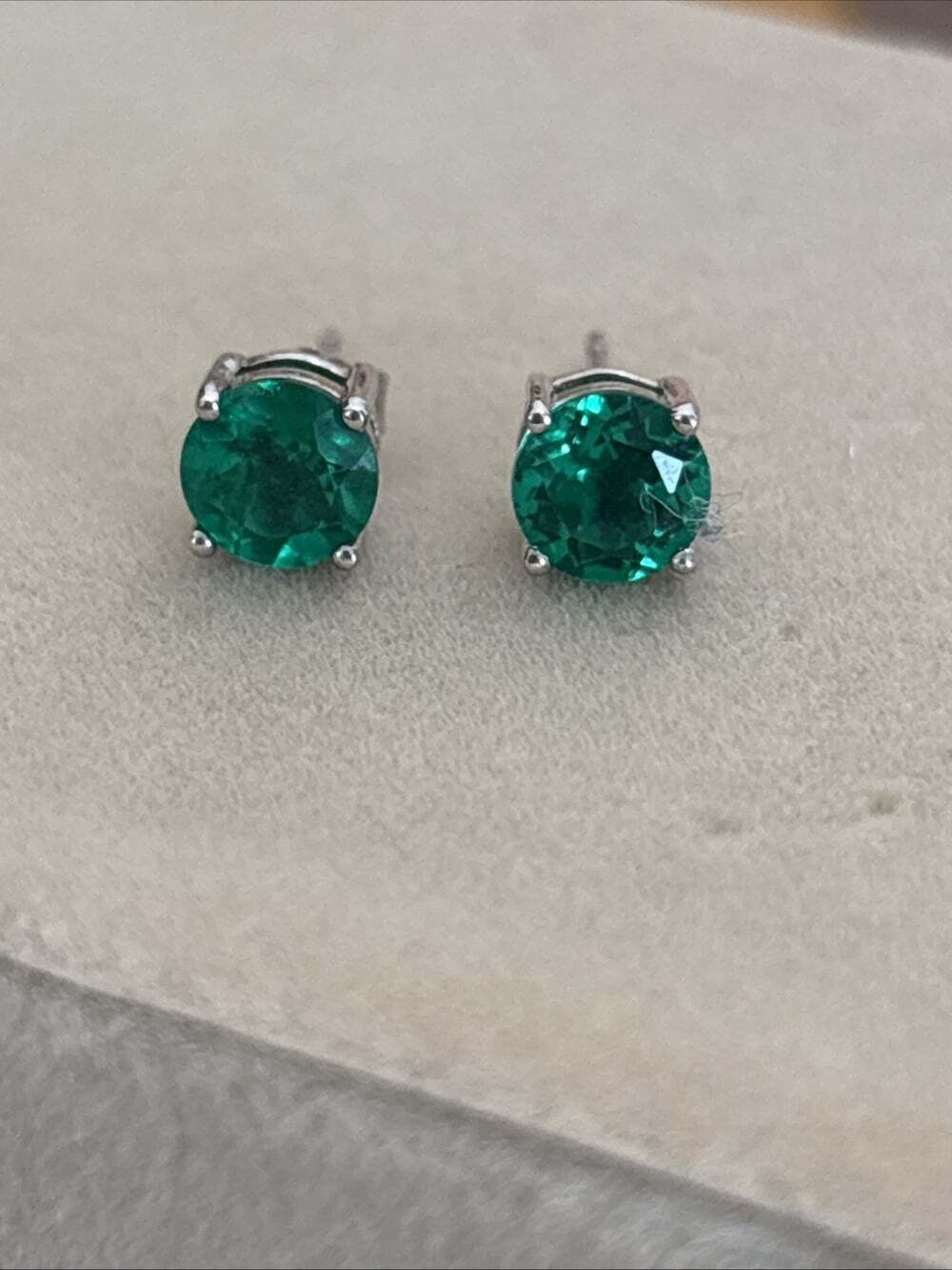 Sterling Silver ~1.2 tcw Round Cut Lab Created Green Emerald Stud Earrings